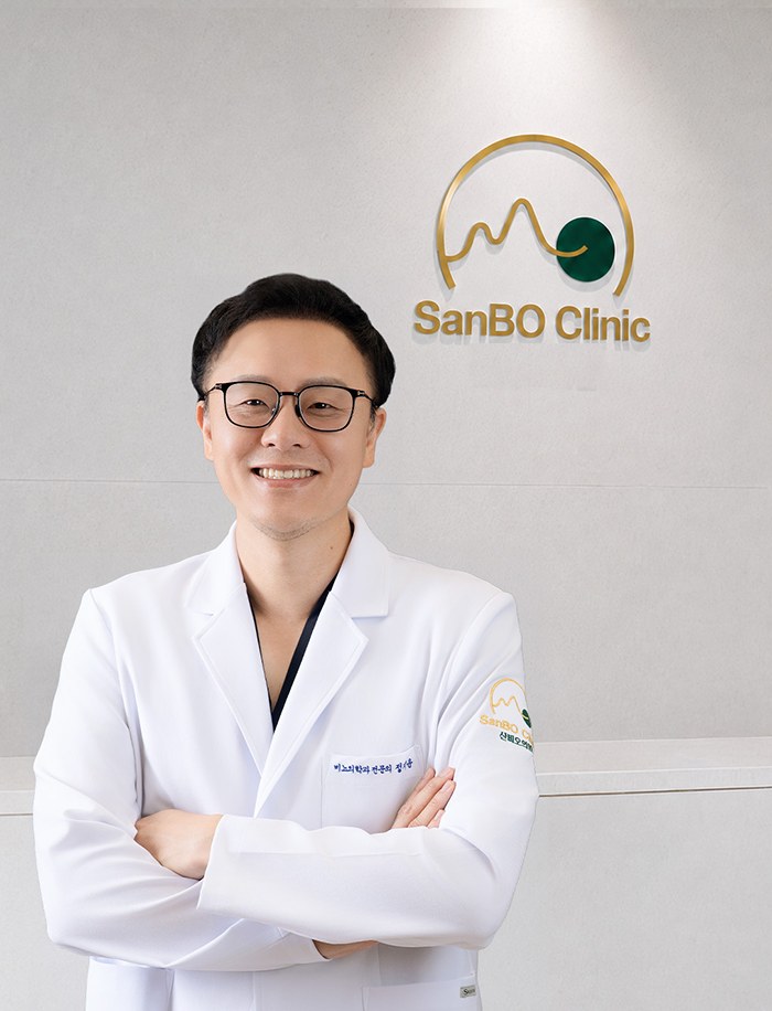 Dr. Jung Ji-yoon, Urologist